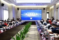 “做企業(yè)不是在戰(zhàn)勝別人，而是在戰(zhàn)勝自己”——董事長(zhǎng)邊程在佛山商道講堂開講