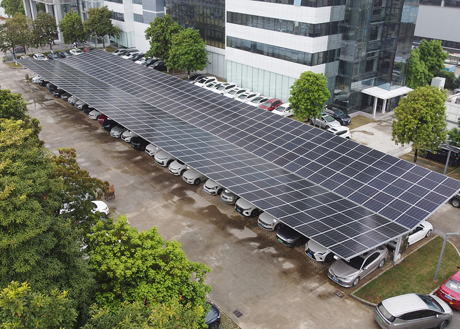 防水防曬還能充電！這個“光伏+車棚”絕了！